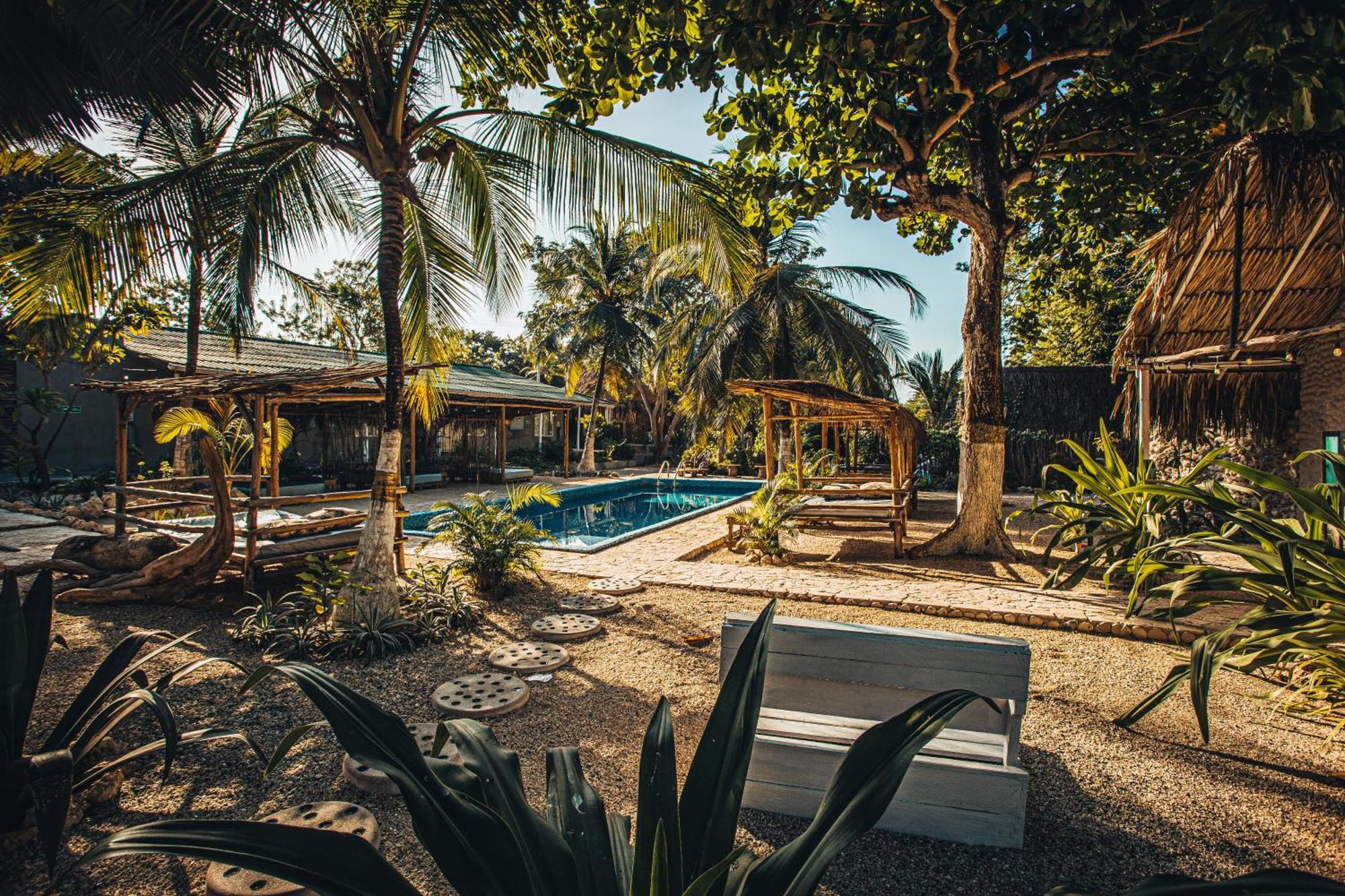Namaste Beach Club & Hotel Playa de Punta Arena Esterno foto