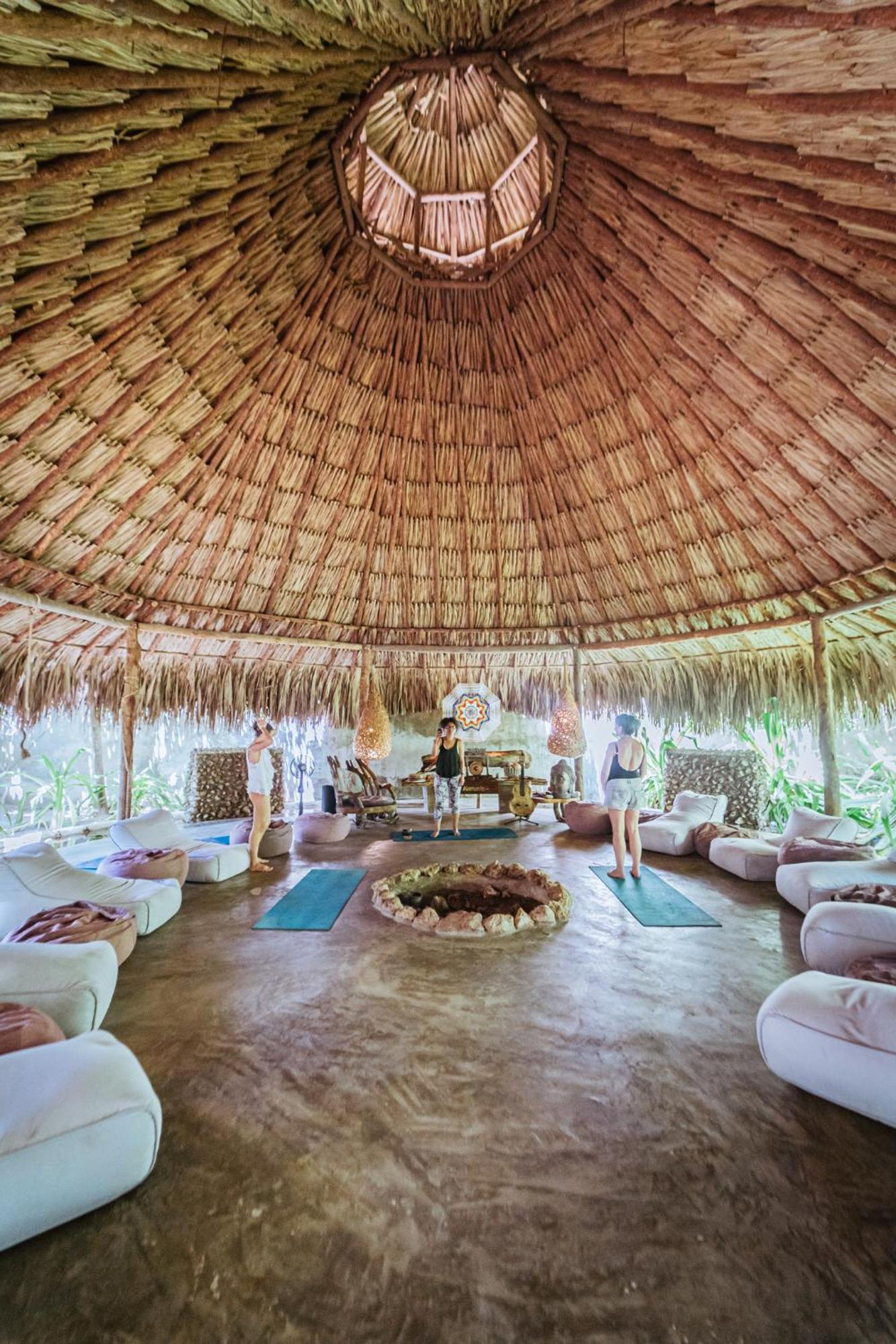Namaste Beach Club & Hotel Playa de Punta Arena Esterno foto