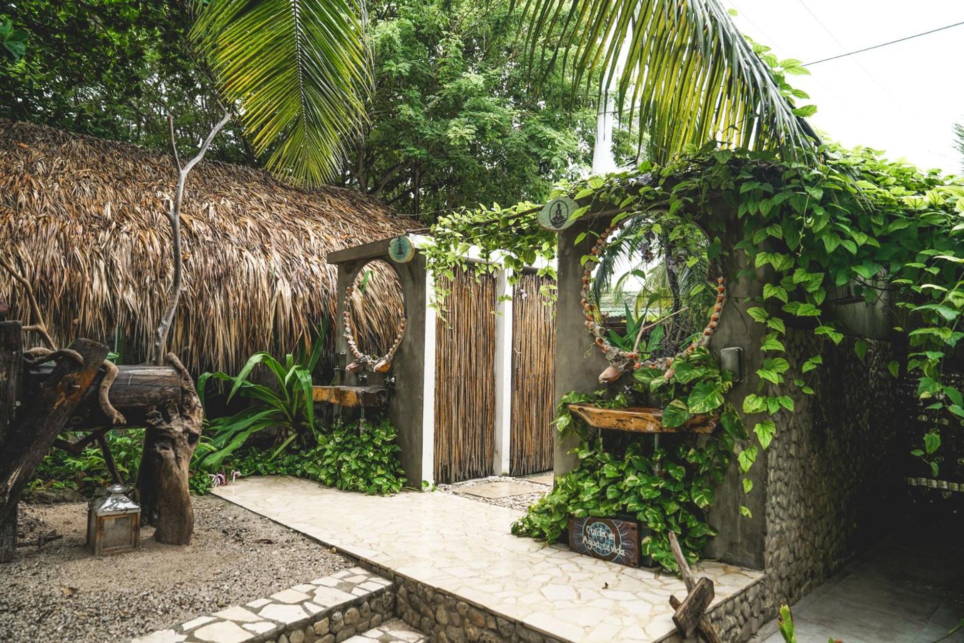 Namaste Beach Club & Hotel Playa de Punta Arena Esterno foto
