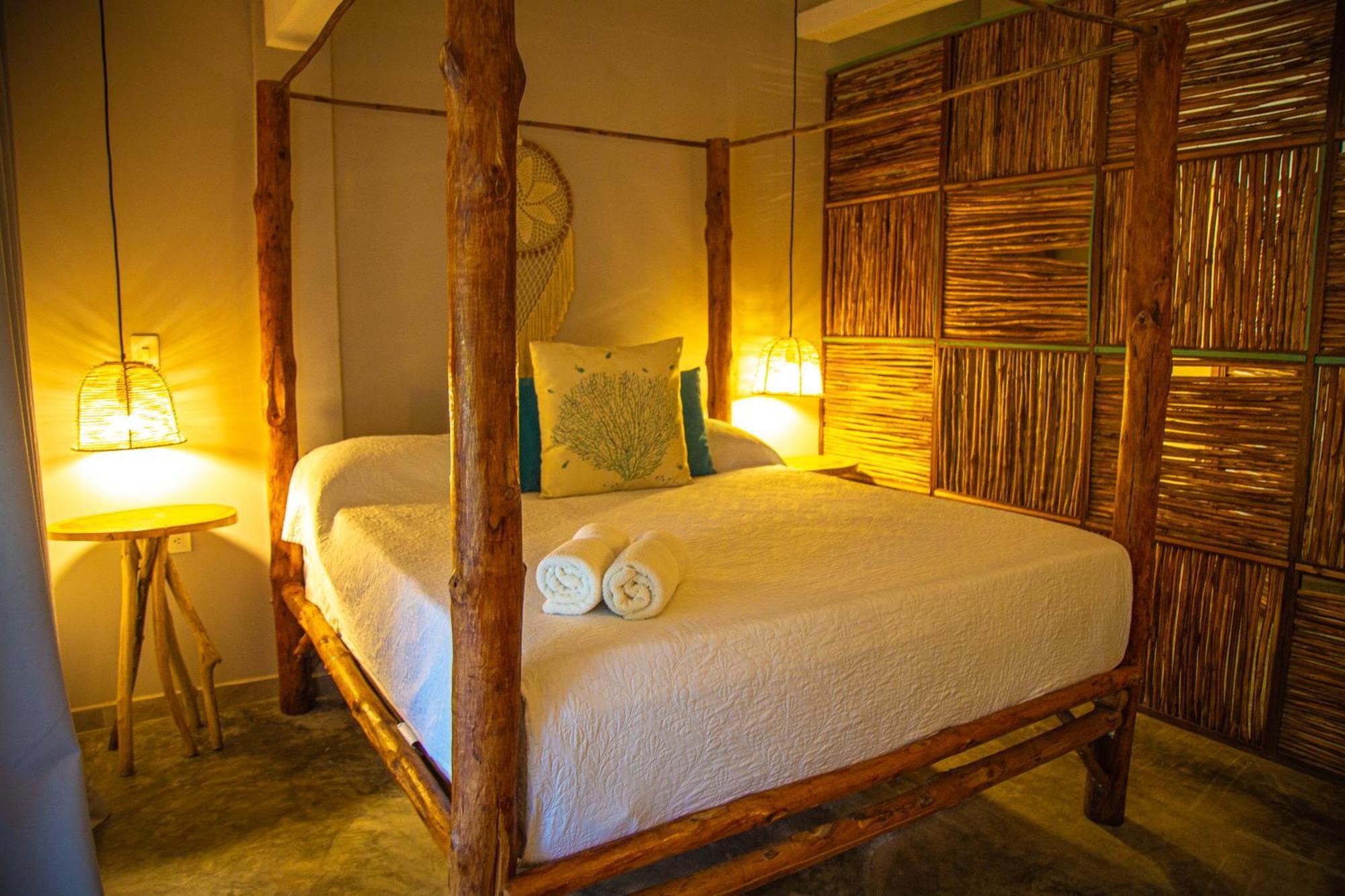 Namaste Beach Club & Hotel Playa de Punta Arena Esterno foto
