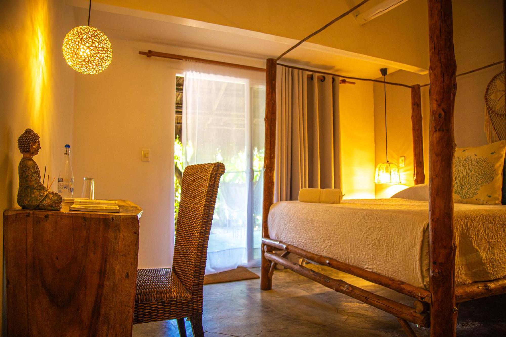 Namaste Beach Club & Hotel Playa de Punta Arena Esterno foto